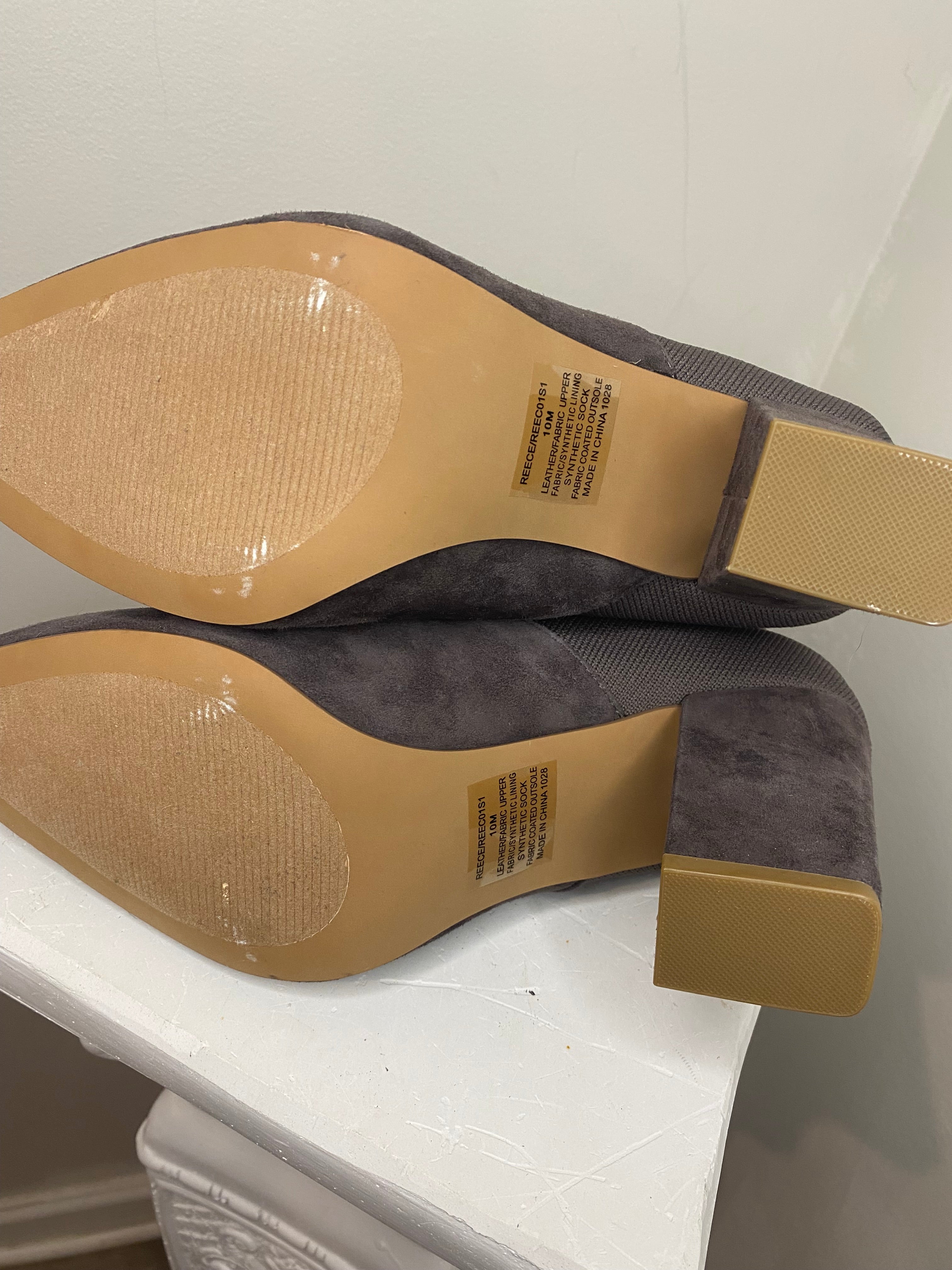 Steve Madden women’s leather booties (Sz 10)