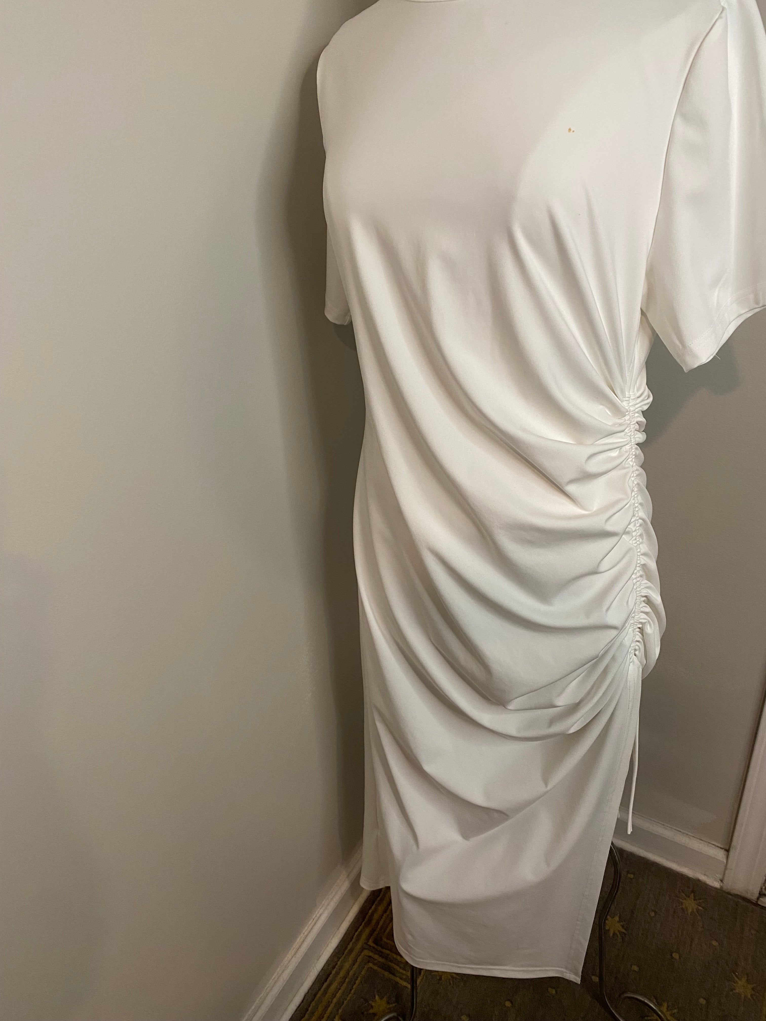 White ruched dress with split (Sz XXL)