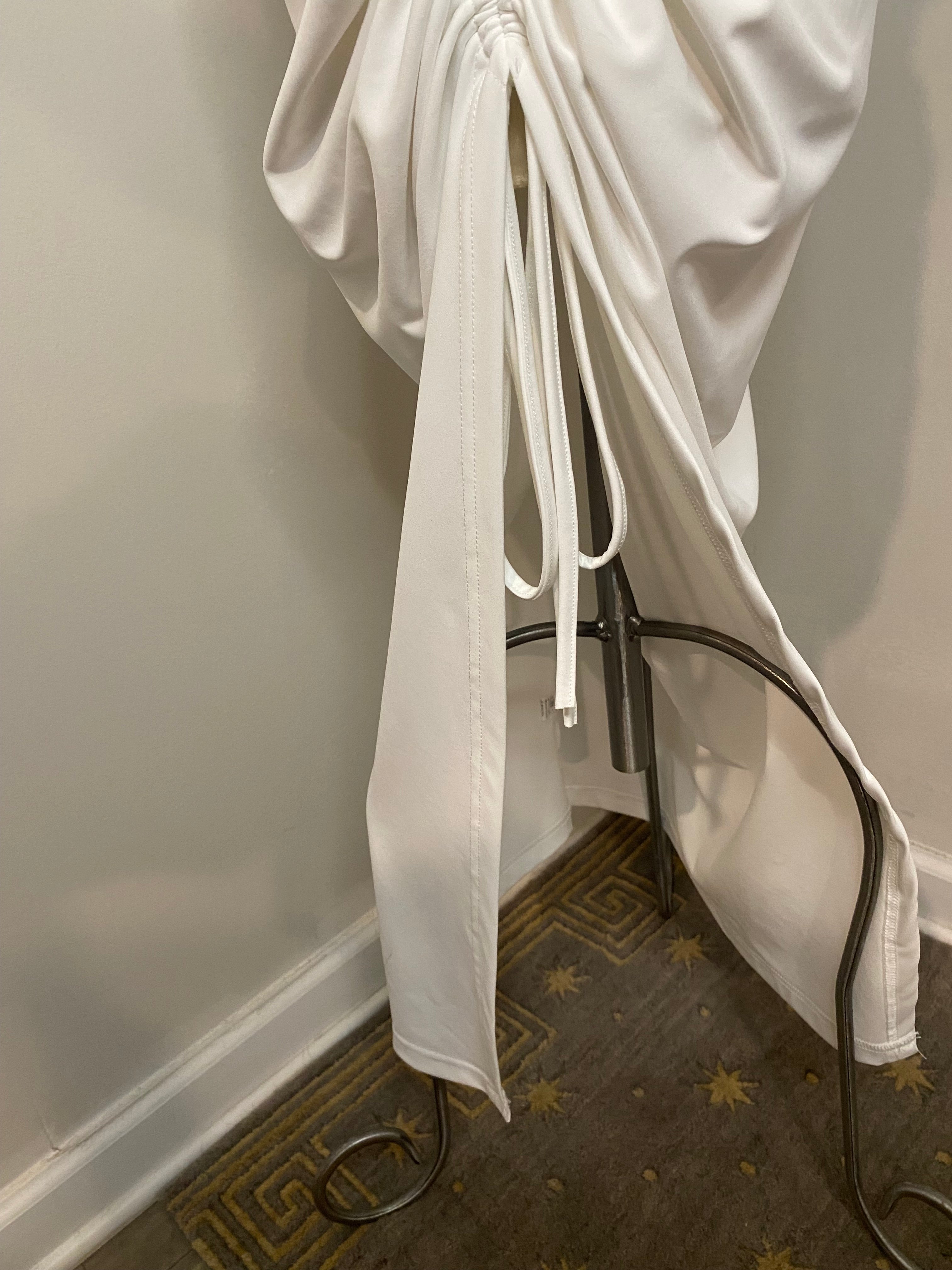 White ruched dress with split (Sz XXL)