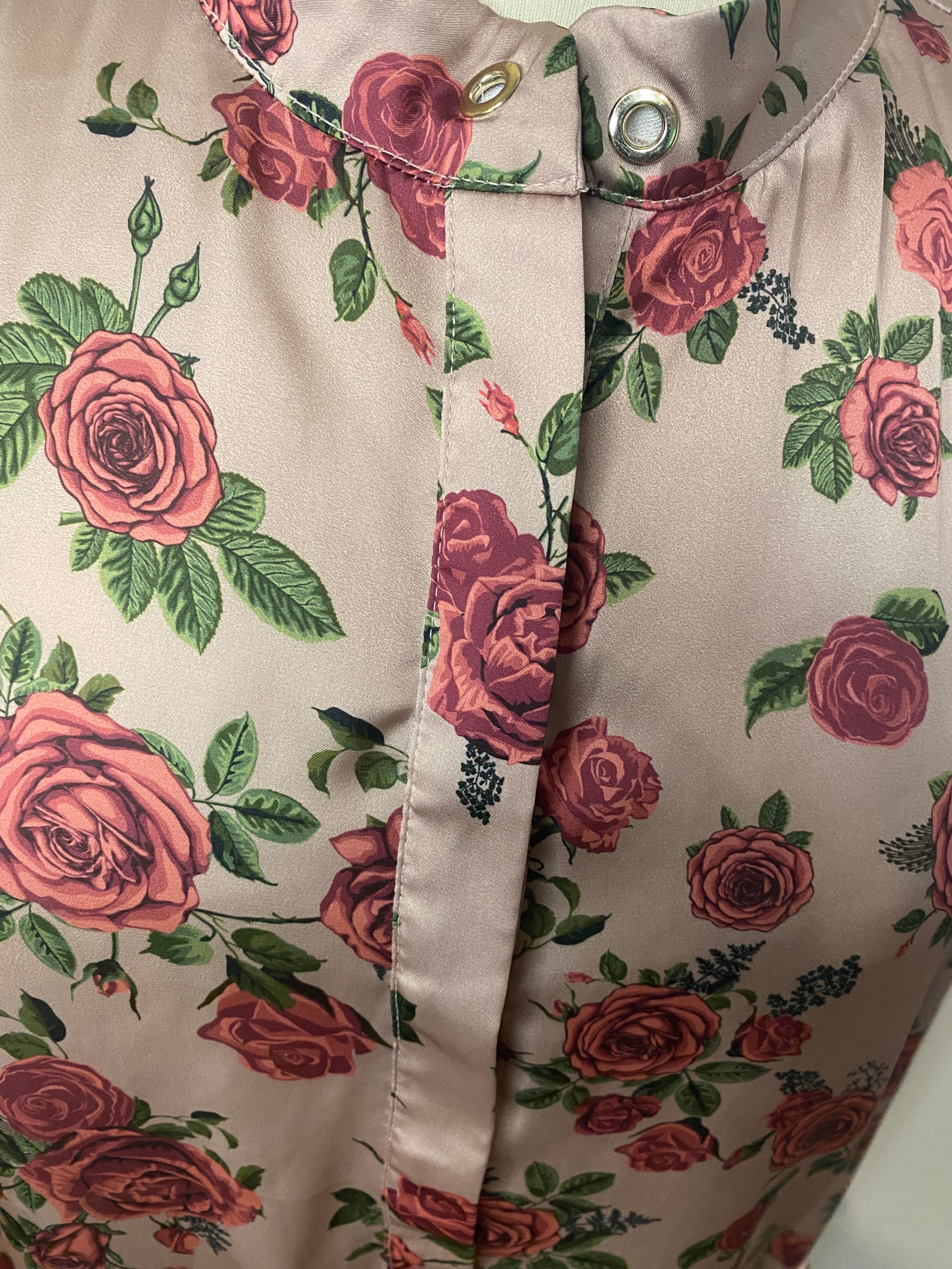Guess career blouse (Sz S)