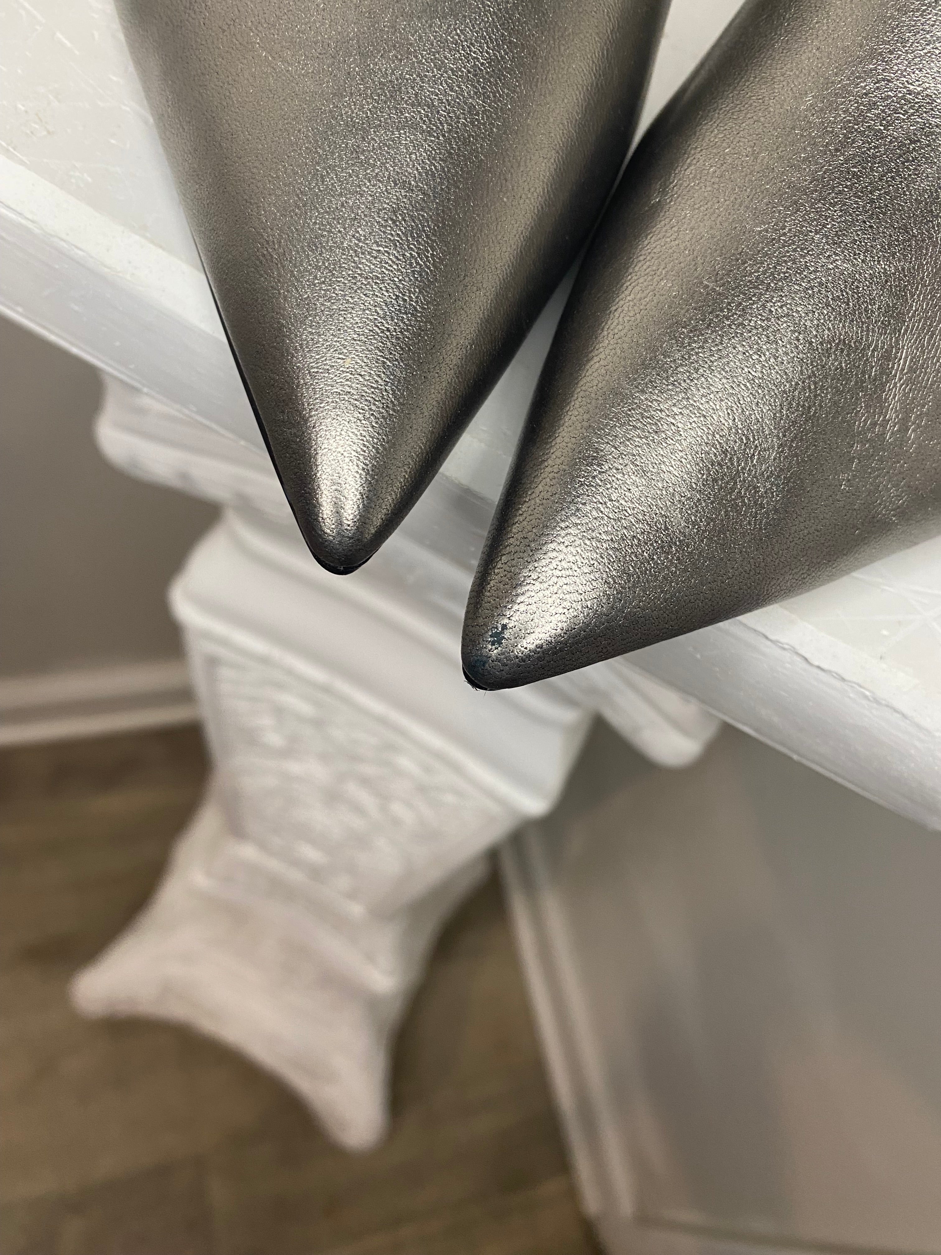 Karl Lagerfeld leather pumps (Sz 11)