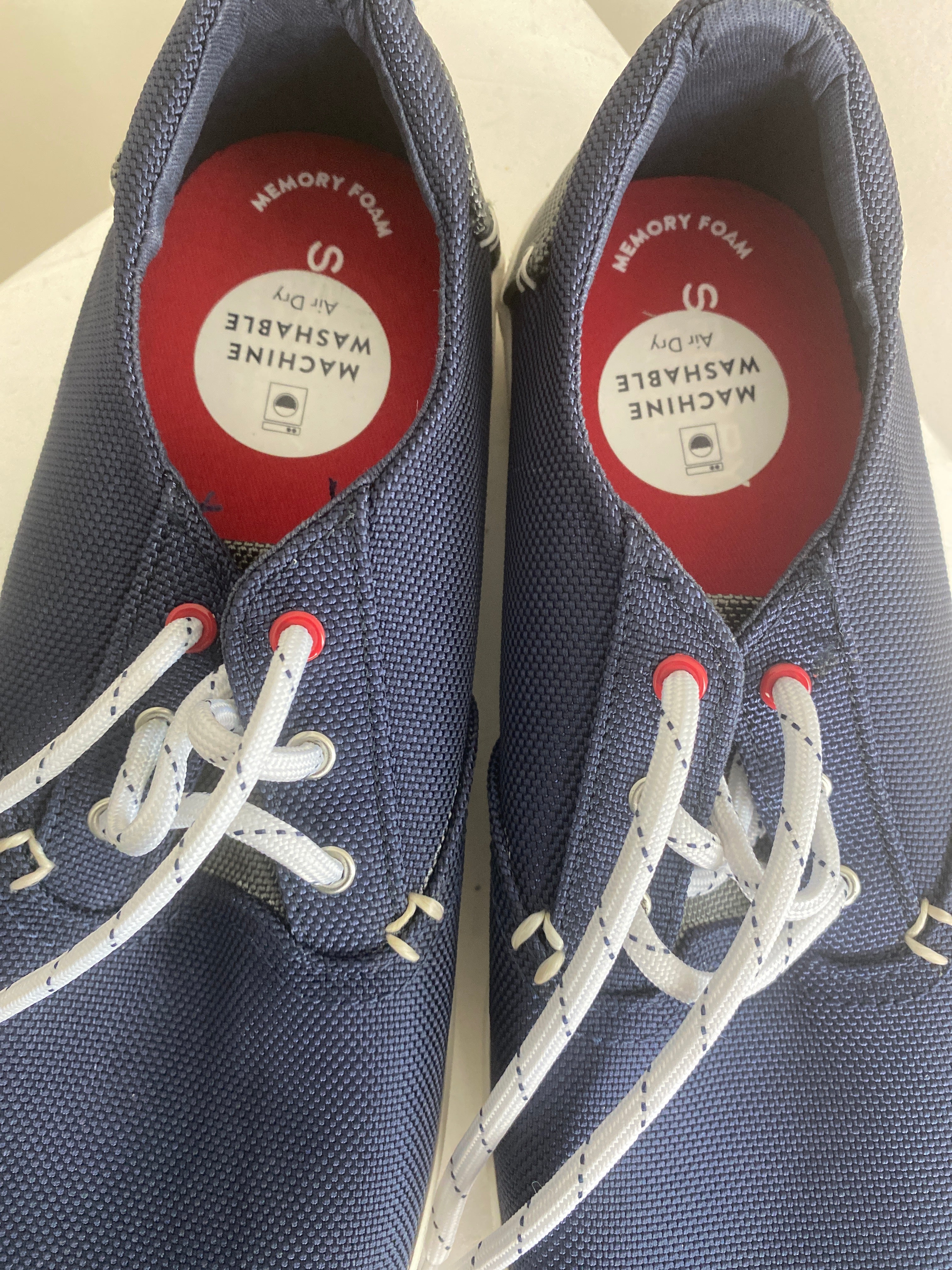 Sperry walking shoes (Sz 6)
